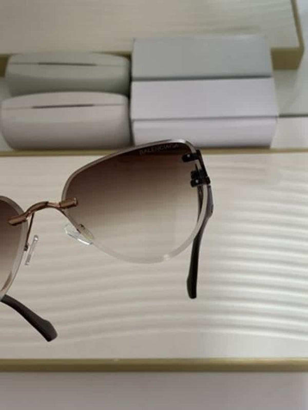 Balenciaga_58169_brown