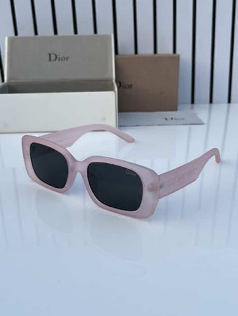 Dior_branding pink Main image