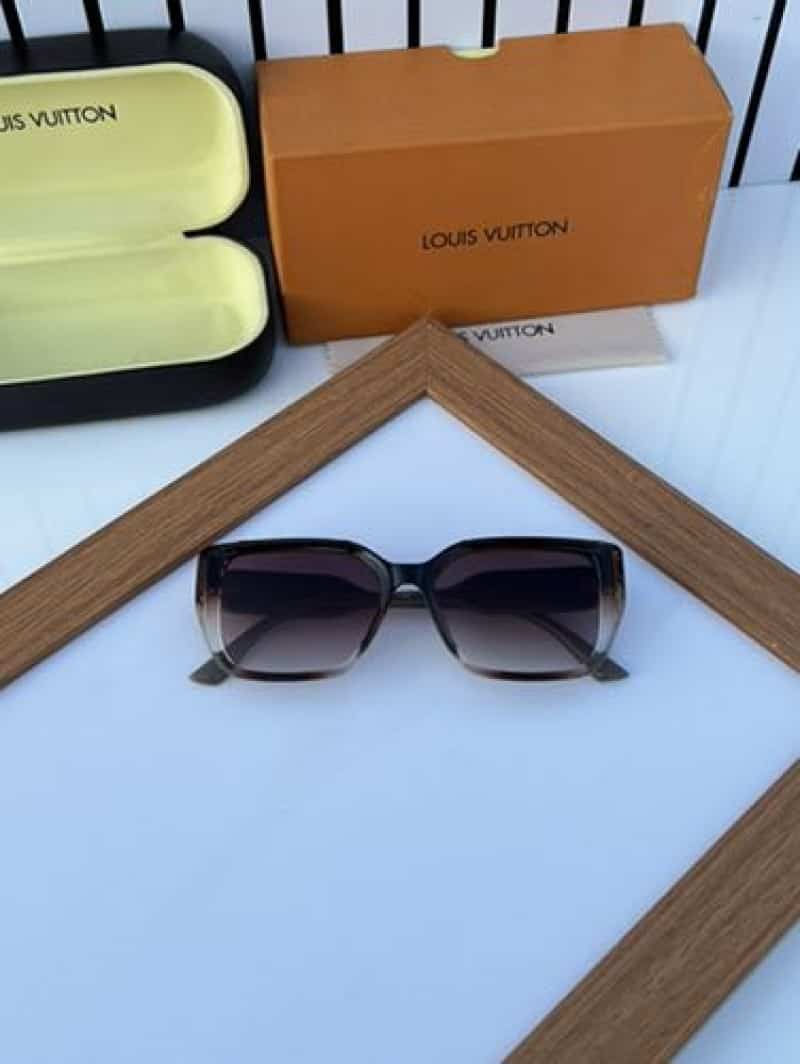 Louis vuitton 2216 brown