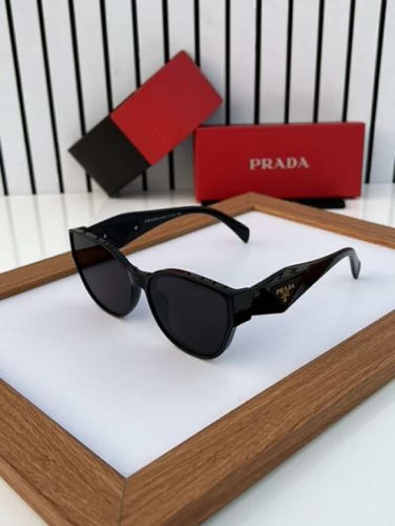 prada 2208 black