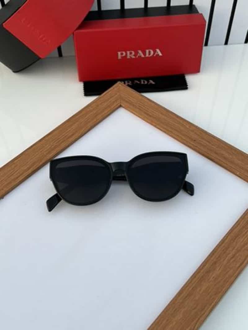 prada 2208 black