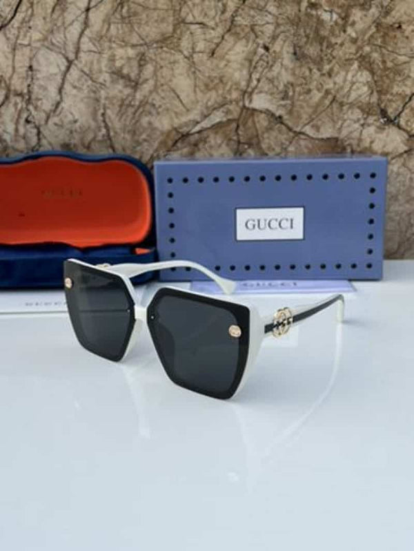 Gucci_1325 white black