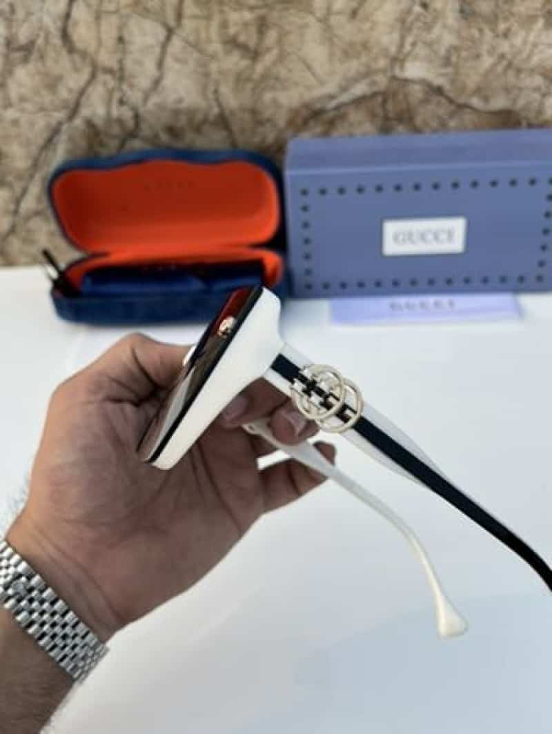 Gucci_1325 white black