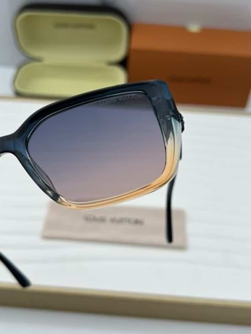 Louis vuitton 2216 blue Secondary image
