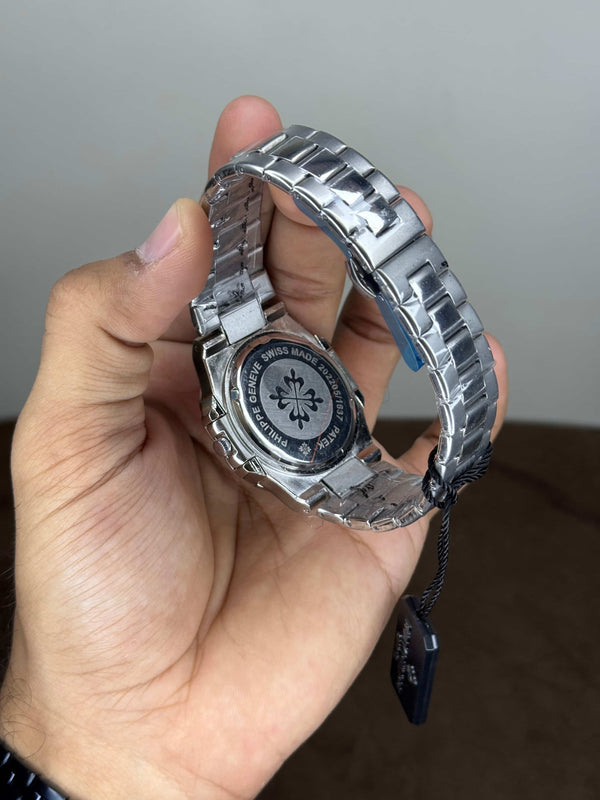 Patek  Philippe Nautilus Platinum Ruby Edition Quartz Watch