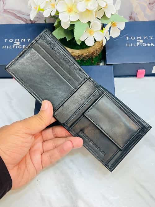 tOMmY HIlFi9Er PREMIUM QUALITY IMPORTED E_XTRA SOFT WALLETS WITH OG BOX TH-903 Secondary image
