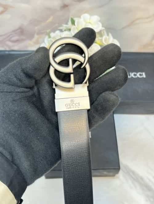 GUcCI.. PREMIUM QUALITY REVERSIBLE BELT WITH OG BOX GG-603