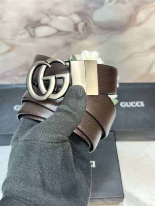 GUcCI.. PREMIUM QUALITY REVERSIBLE BELT WITH OG BOX GG-603