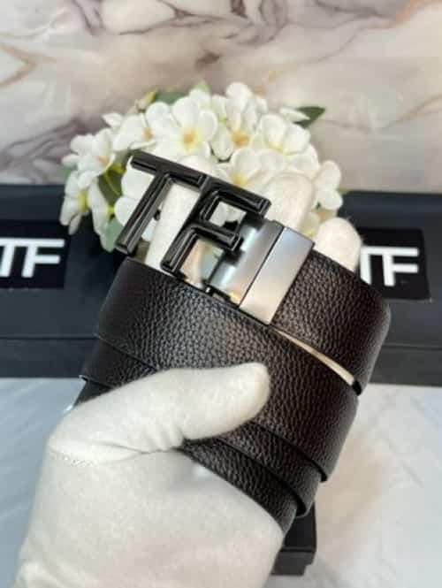 TF TOMFoRD PREMIUM QUALITY REVERSIBLE BELT WITH OG BO_X TF-106