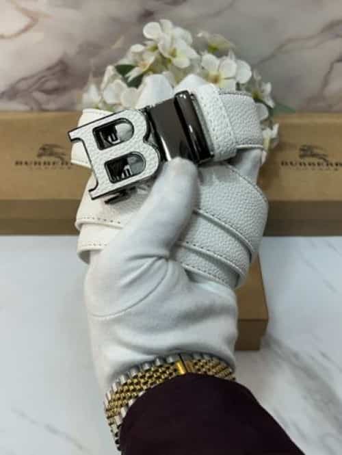 BUrbeRrY PREMIUM QUALITY IMPORTED AUTOMATIC LOCK BELTS WITH OG BOx BB-709