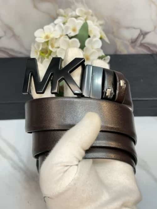 MK MIc_HAEl KORS. PREMIUM QUALITY IMPORTED REVERSIBLE BELT WITH OG BO-X MK-104 Secondary image