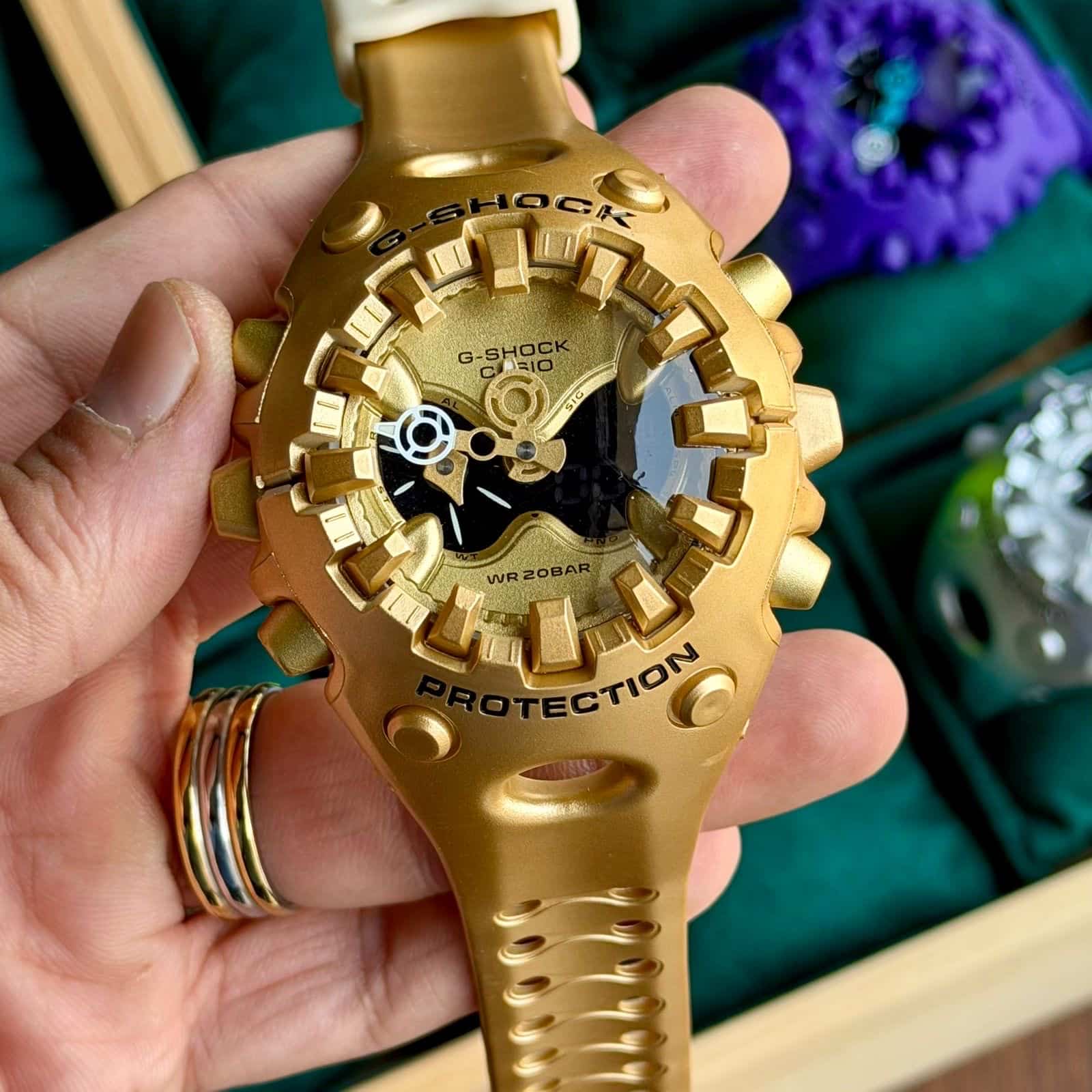 GSHOCK_GOLDEN