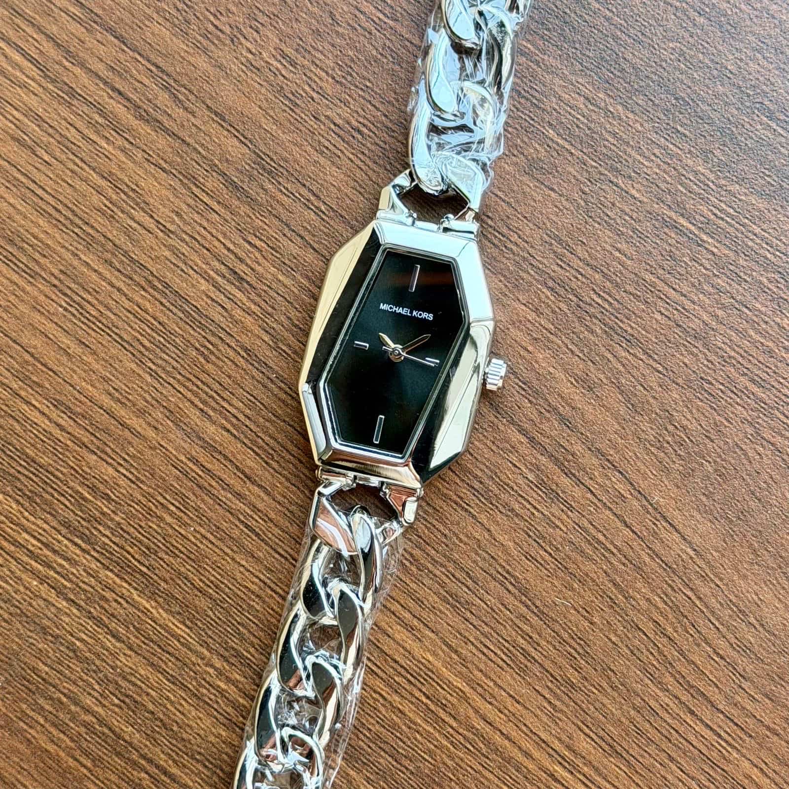 MICHAELKORS_LADIES_SILVER-BLACK