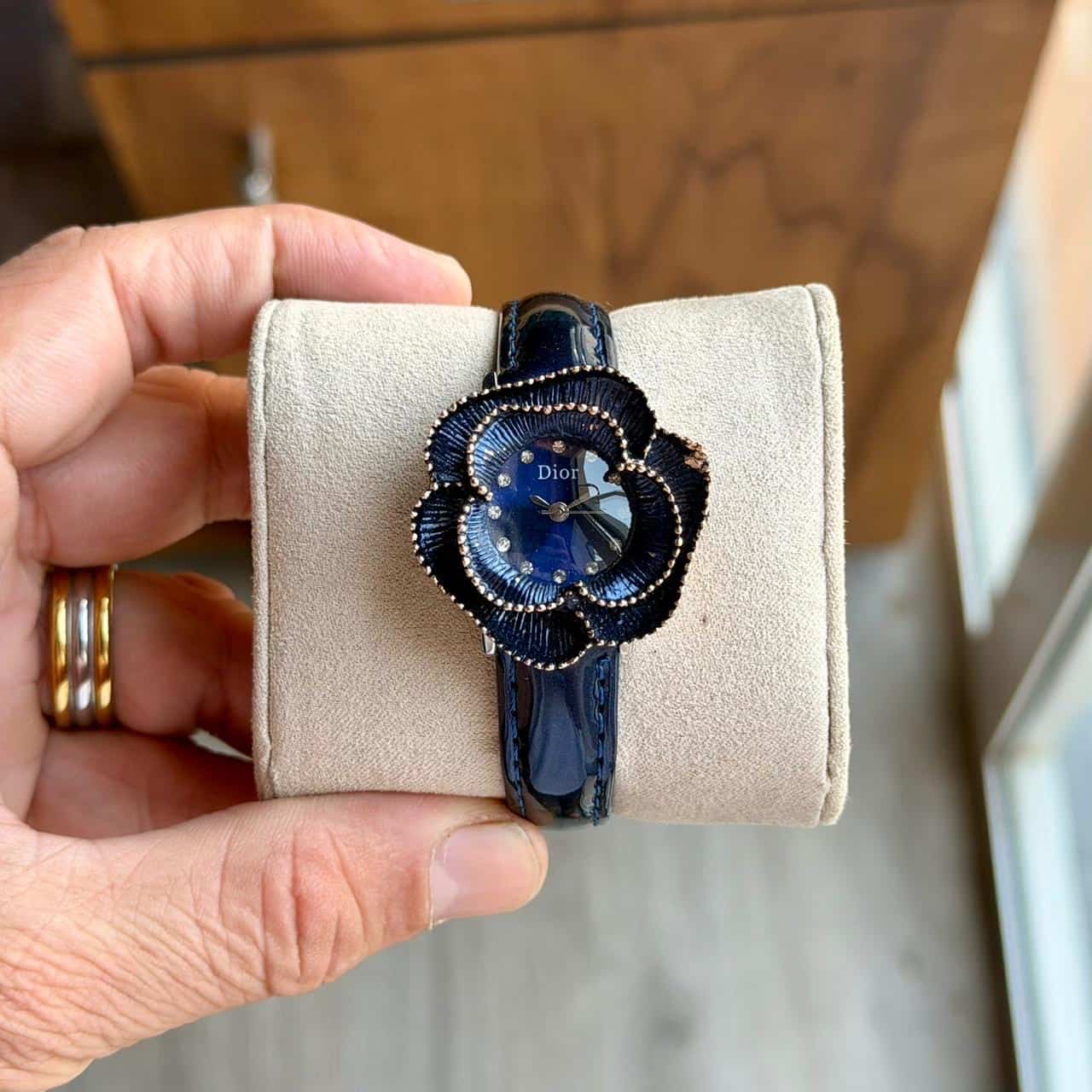 DIOR_LADIES_BLUE Secondary image