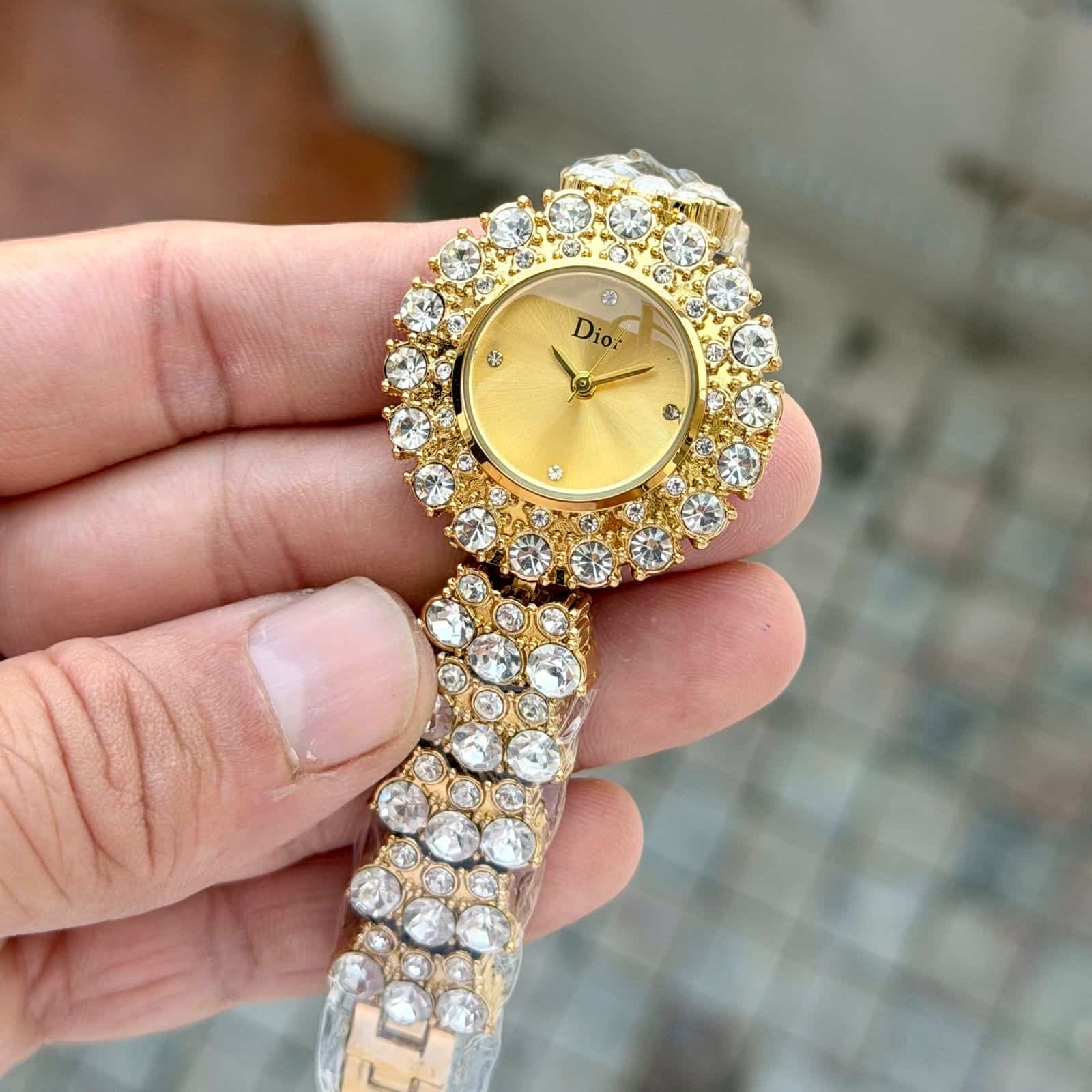 DIOR_LADIES_GOLD Secondary image
