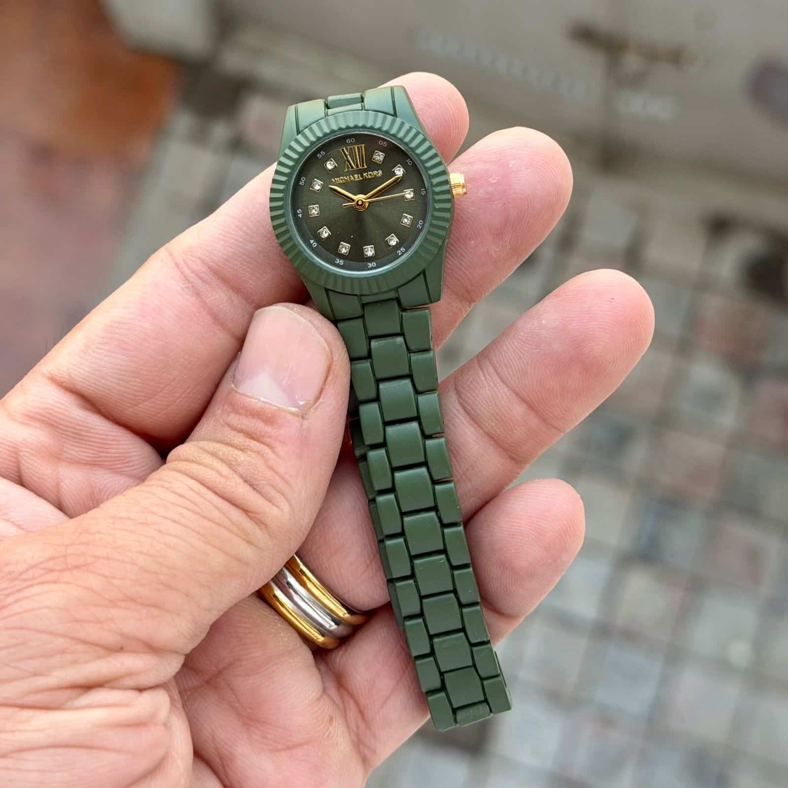 MICHAELKORS_LADIES_GREEN Secondary image