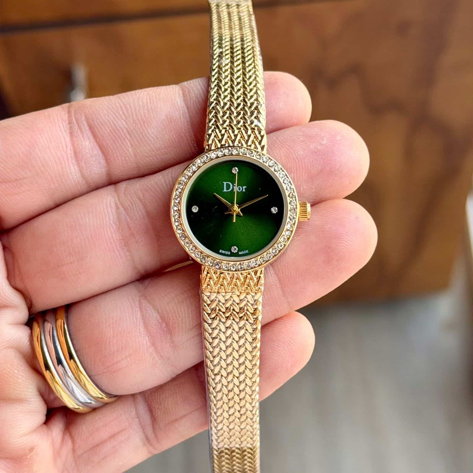 Dior_LADIES_GOLD-GREEN