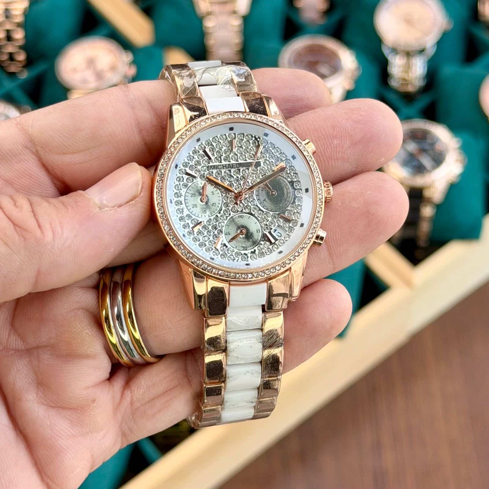 MICHAELKORS_DAIMOND Main image