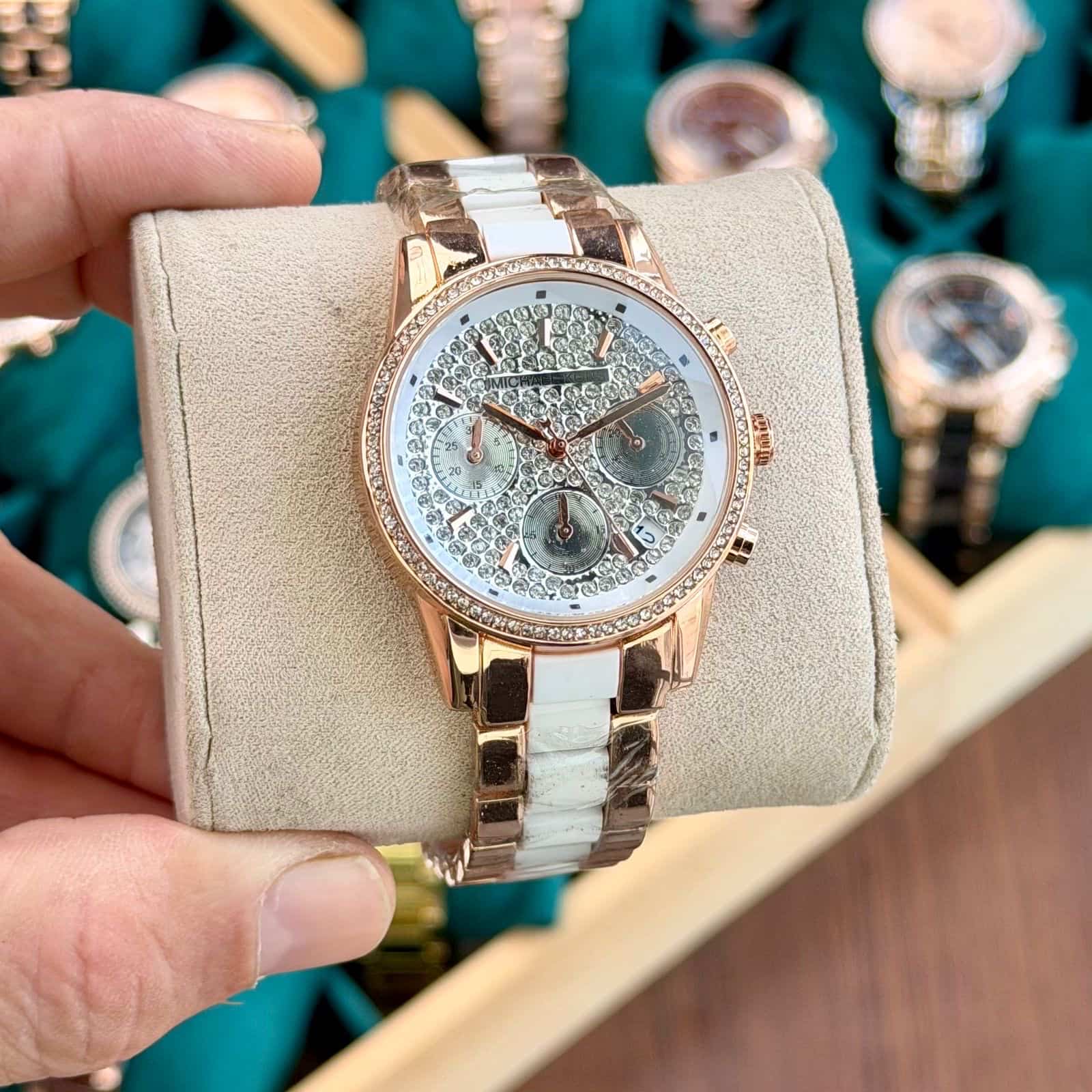 MICHAELKORS_DAIMOND