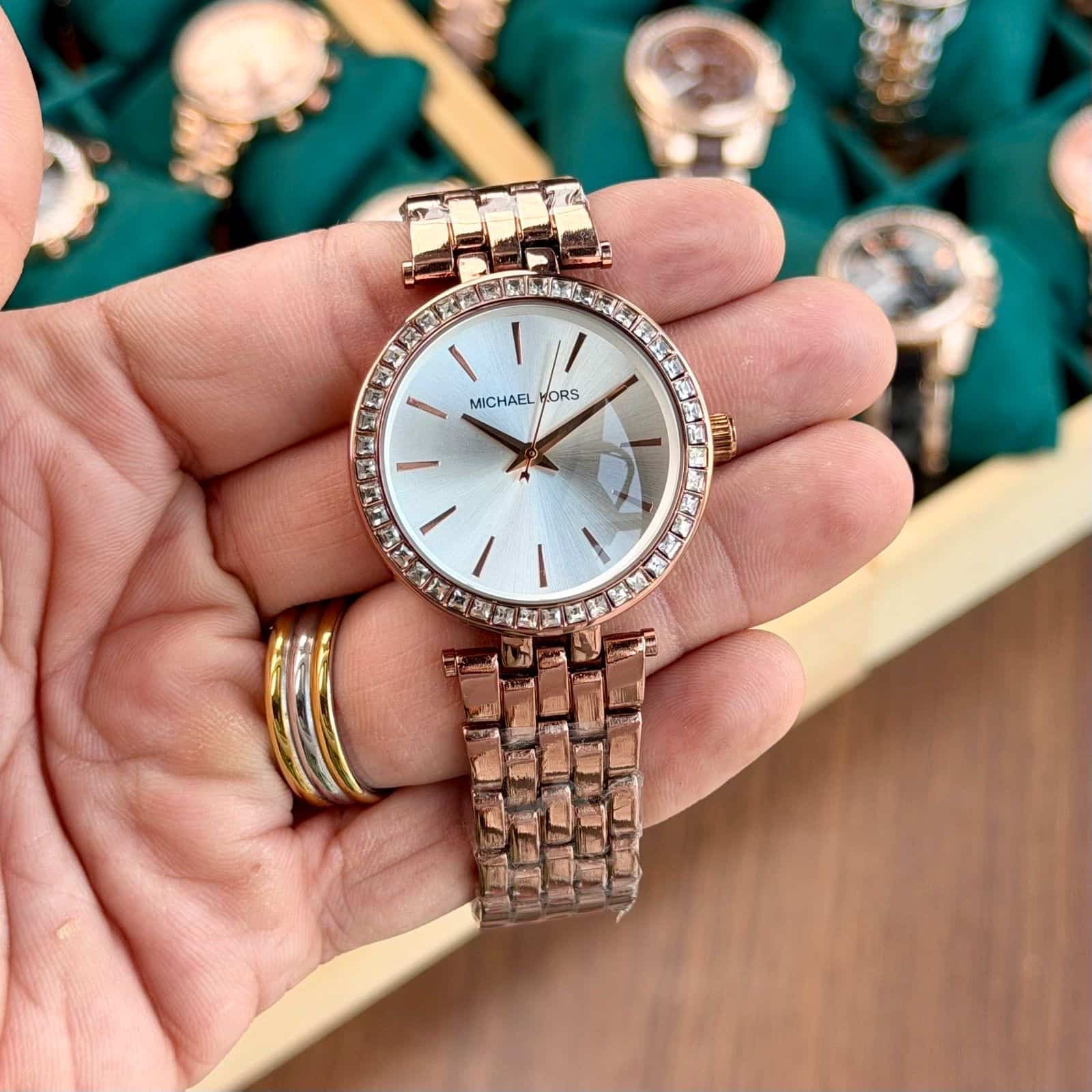 MICHAELKORS_LADIES_BROWN Main image