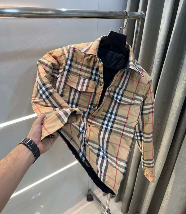 Burberr y Black Reversible Imported Puffer Jacket 2 in1