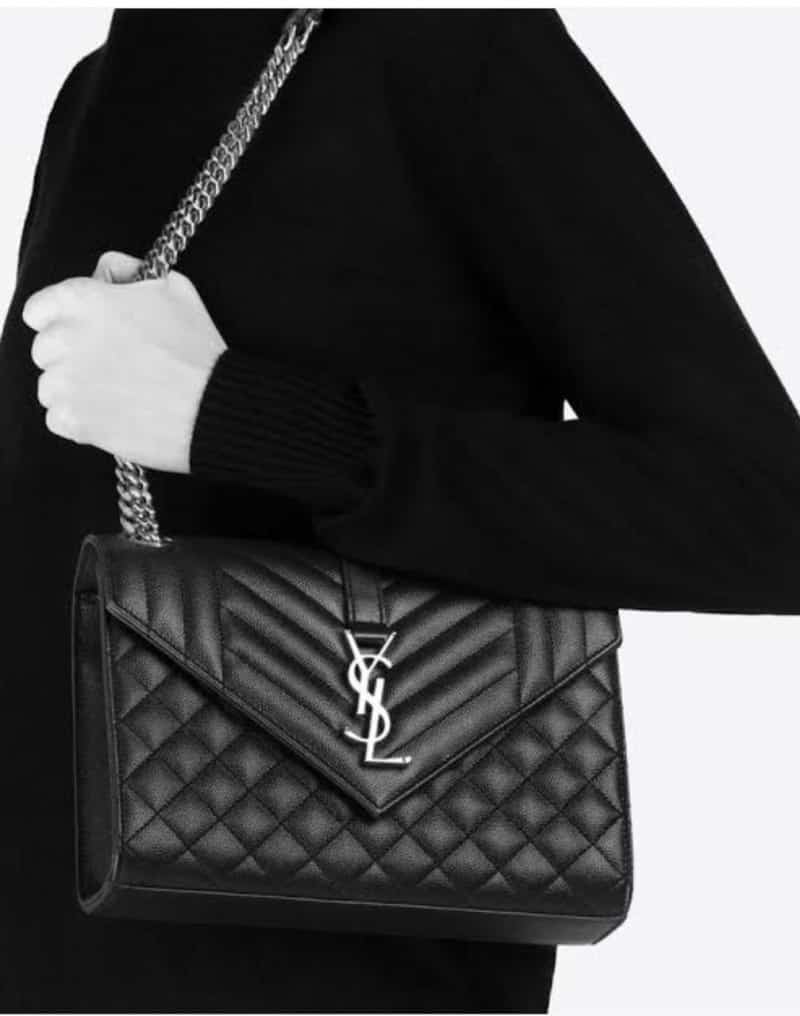 YSL_Envelope_side_sling_bag_with_box_710 Main image