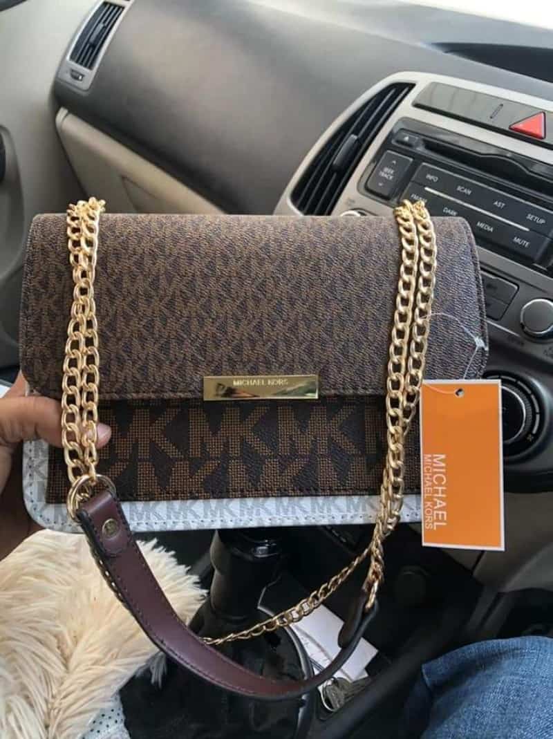 Michael_Kors_Premium_Quality_Sling_Bag_with_wallet_Box_731 Secondary image