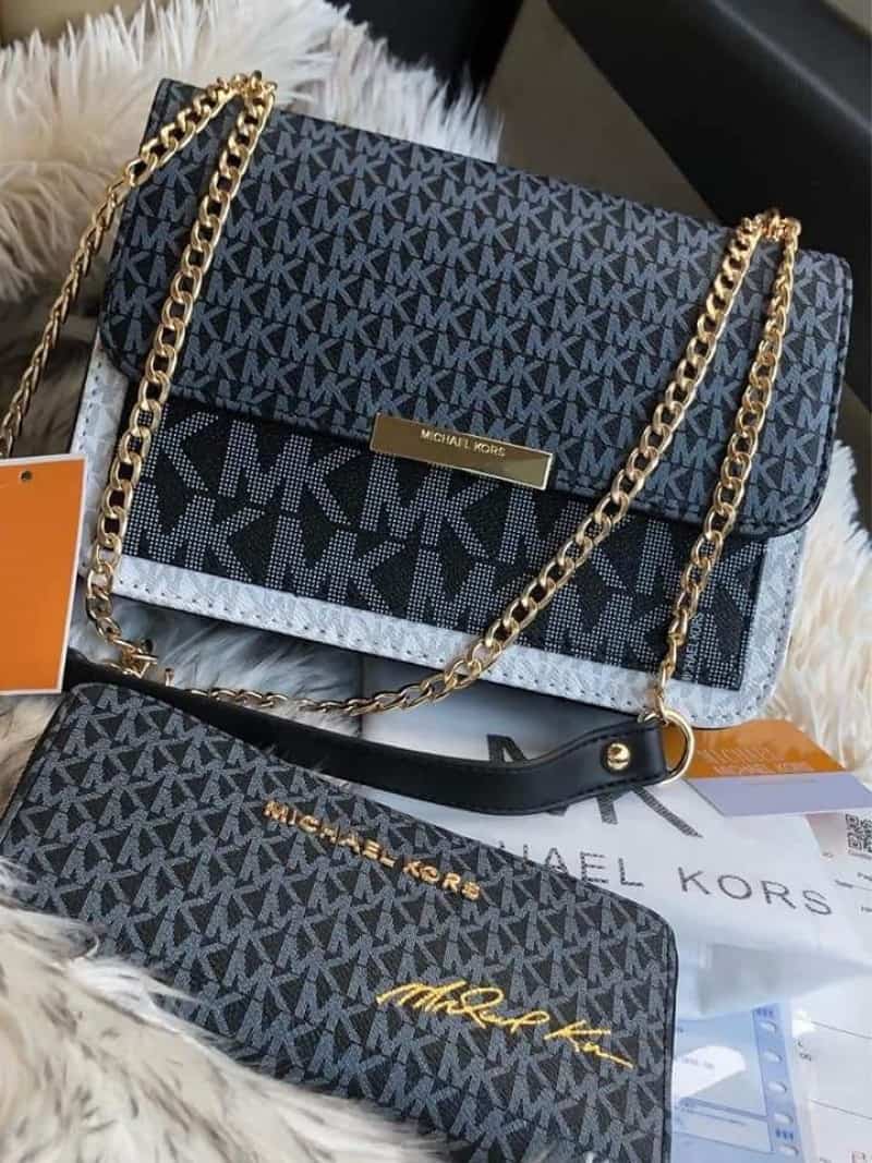 Michael_Kors_Premium_Quality_Sling_Bag_with_wallet_Box_732 Secondary image