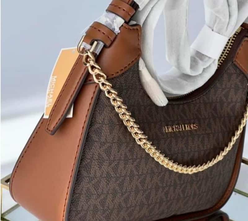 MICHAEL_KORS_Wilma_Singnature_Cross_Body_Bag_With_Brand_Box_744 Secondary image