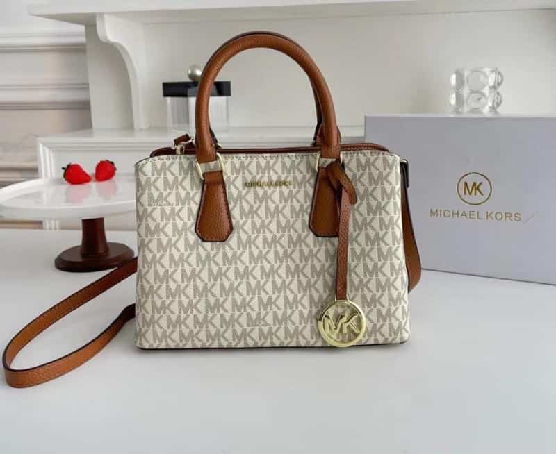 Michael_Kors_camile_satchle_handbag_with_Box_790 Main image