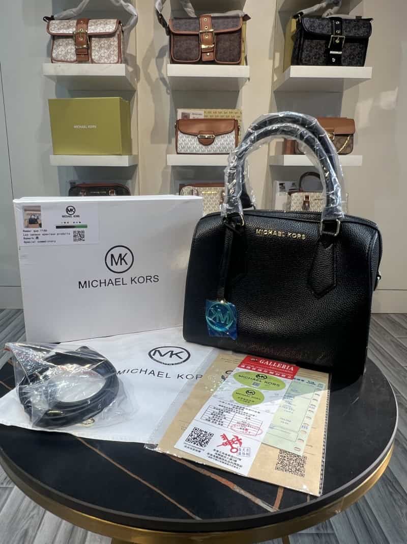 MICHAEL_KORS_Boston_Handbag_With_Brand_Box_796 Main image