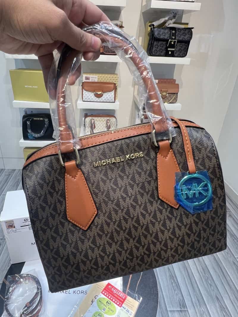 MICHAEL_KORS_Boston_Handbag_With_Brand_Box_794 Secondary image