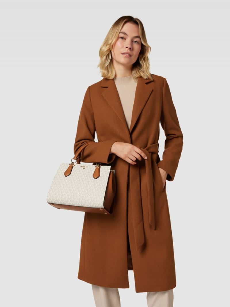 Michael_Kors_Marilyn_Medium_logo_satchel_860 Main image