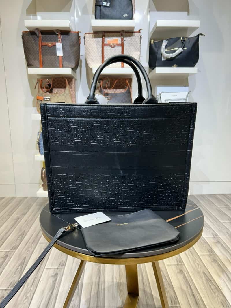 Christian_Dior_Tote_Bag_916 Secondary image
