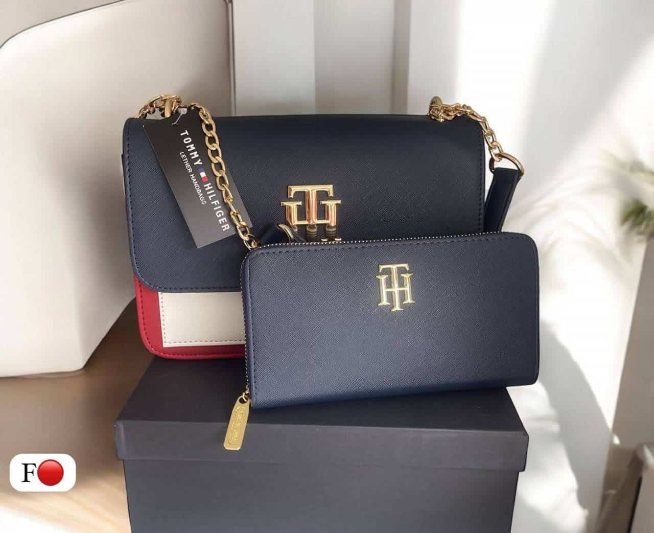 TOMMY_HILFIGHER_SlingBag_with_Wallet_With_Box_1024 Main image
