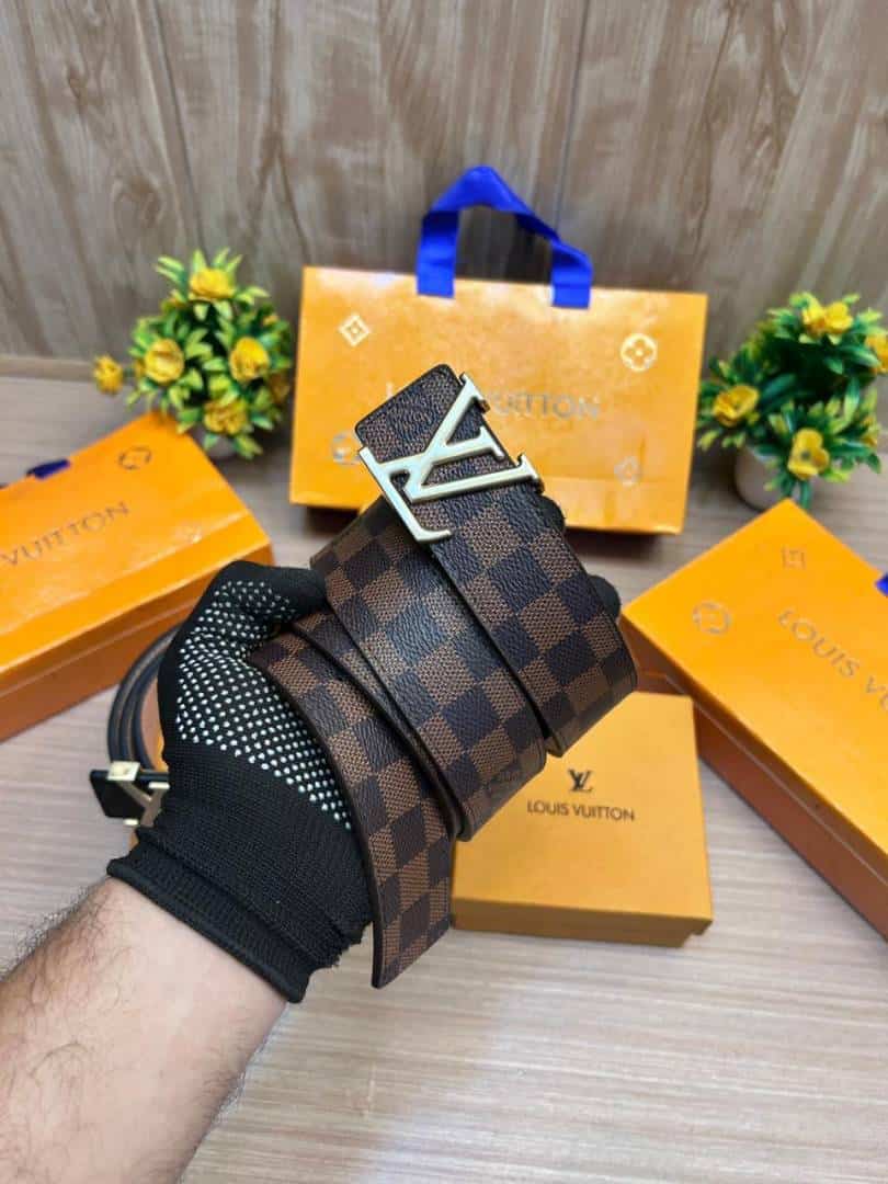 LOUIS_VUITTON_2PCS_BELT_11&12 Secondary image
