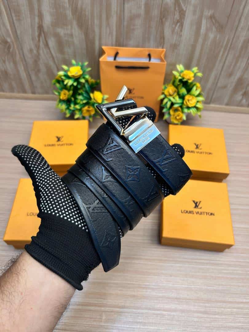 LOUIS_VUITTON_BELT_LV 408 Secondary image
