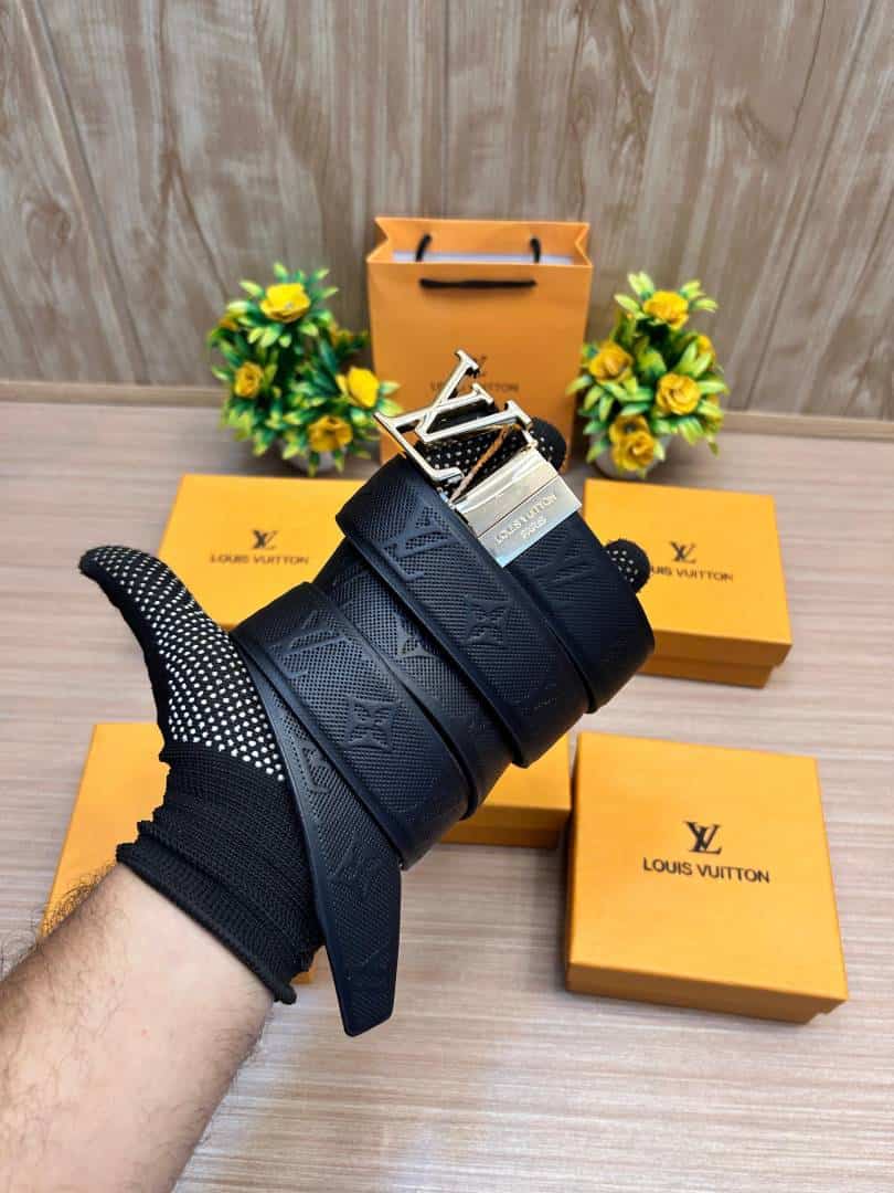LOUIS_VUITTON_BELT_LV 407 Secondary image