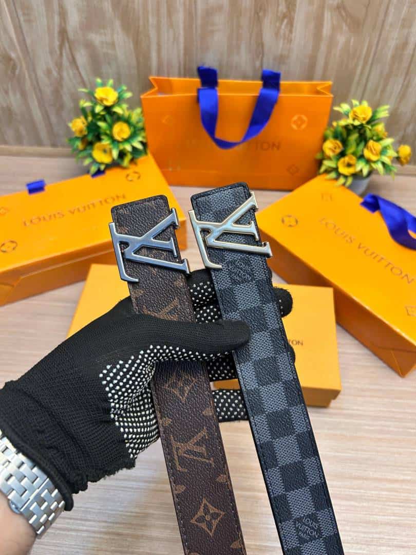LOUIS_VUITTON_2PCS_BELT_13&14 Secondary image