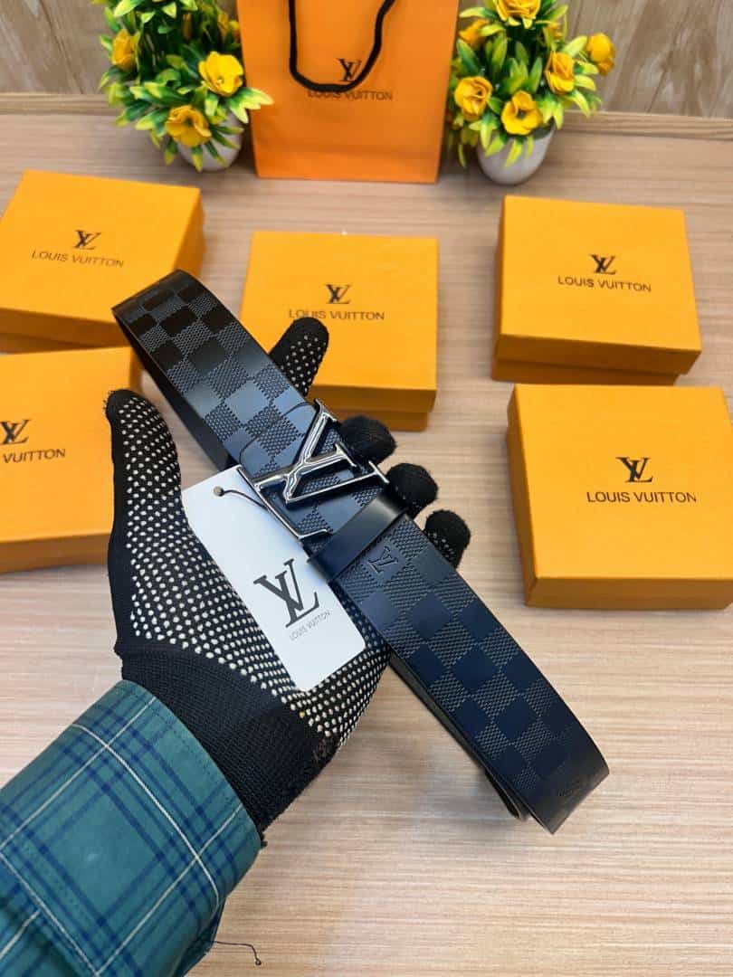LOUIS_VUITTON_BELT_LV 401 Main image