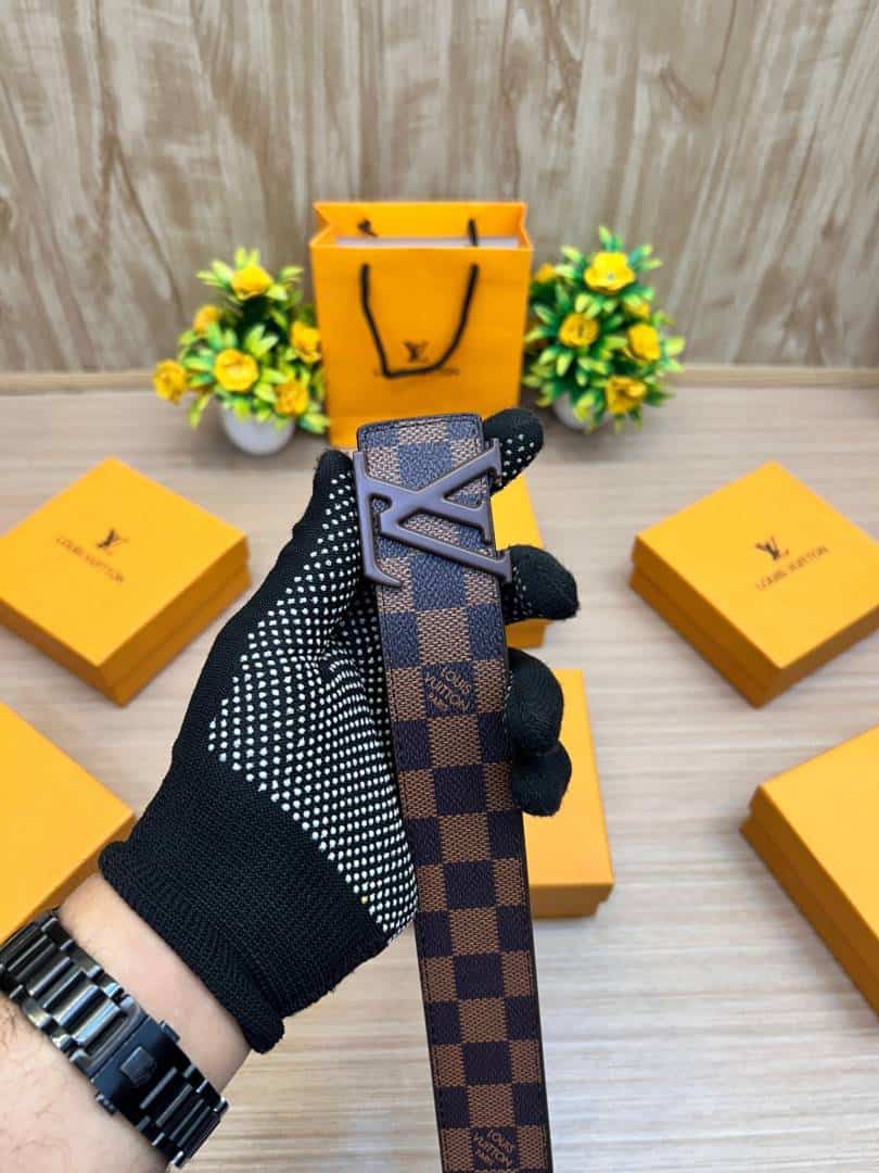 LOUIS_VUITTON_BELT_LV 389 Secondary image