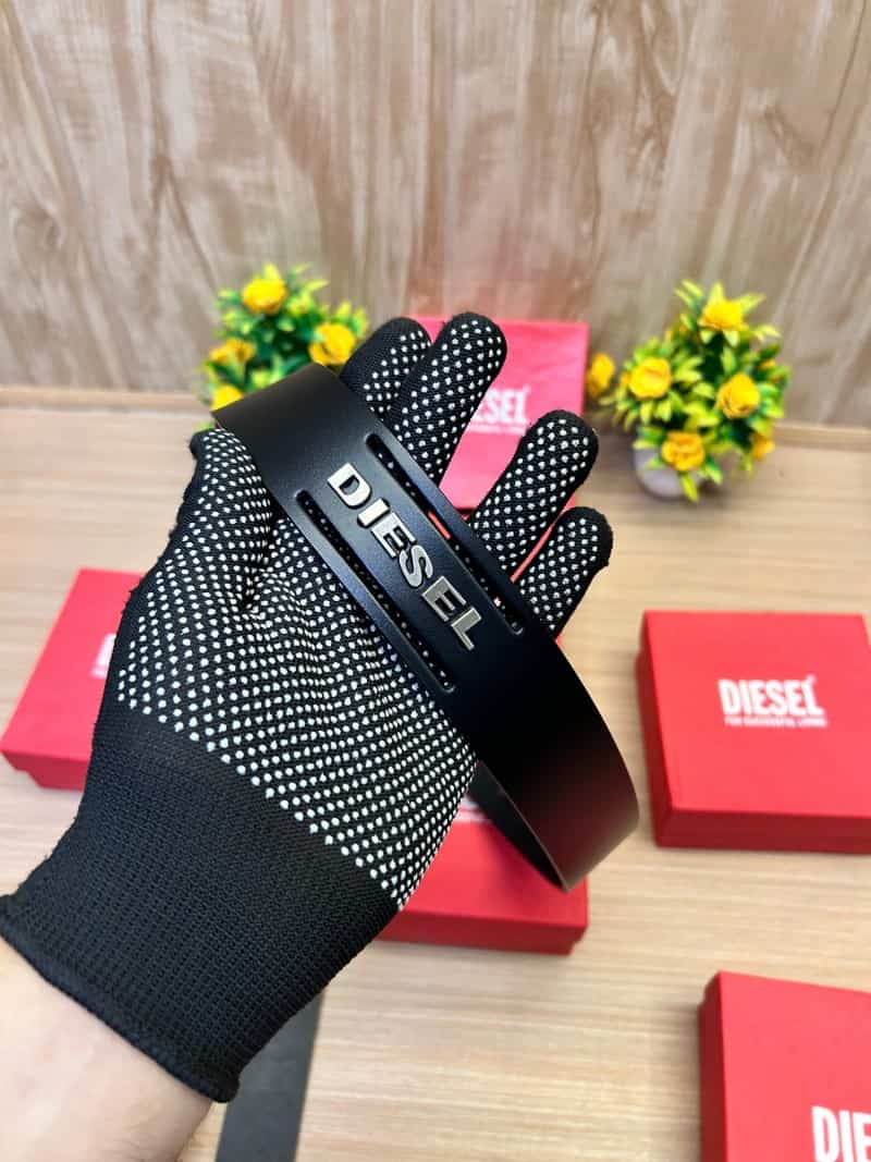 DIESEL_BELT_D9 Secondary image
