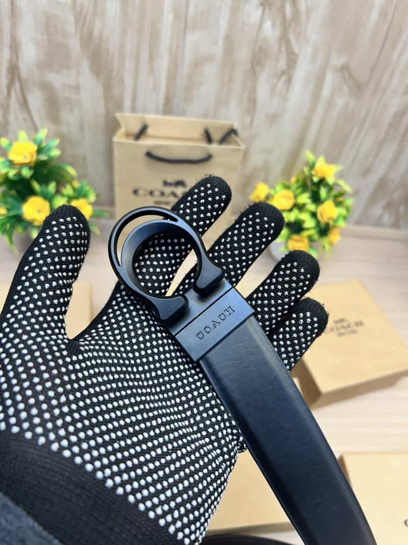 COACH_BELT_C157