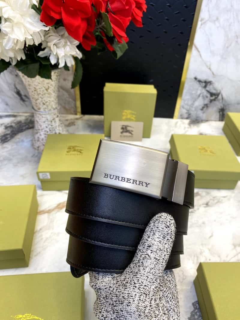 BURBERRY_BELT_B91 Secondary image
