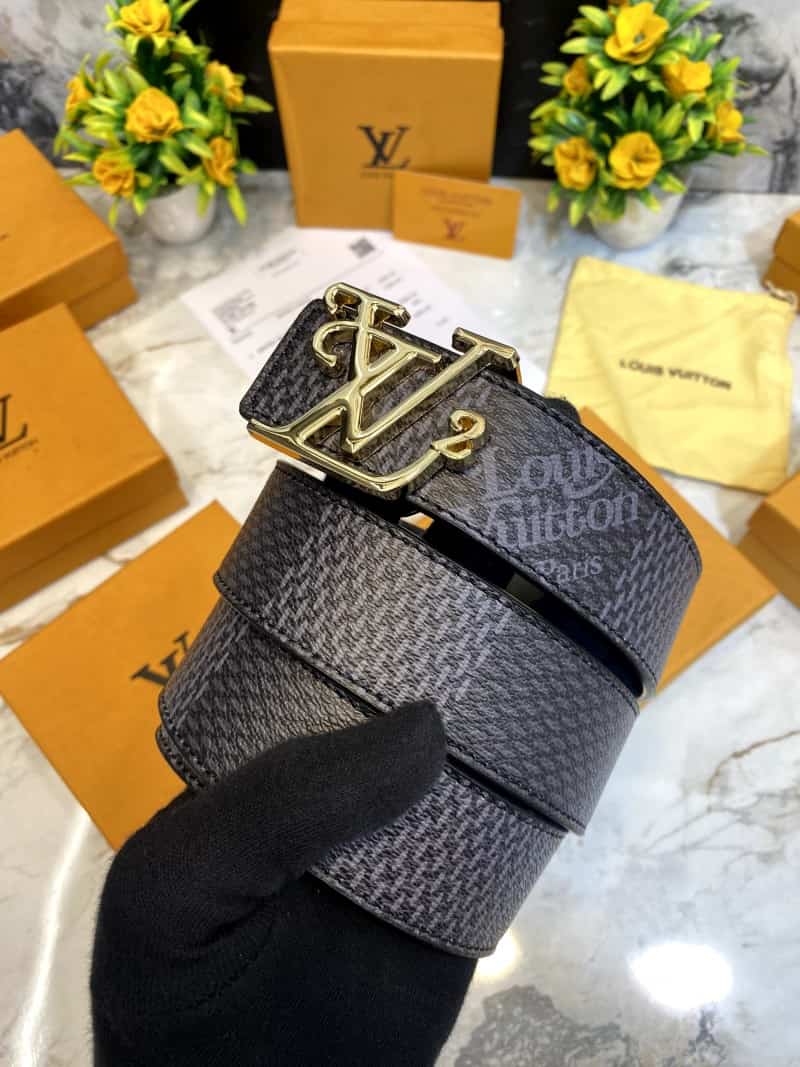 LOUIS VUITTON BELT LV 95 Main image