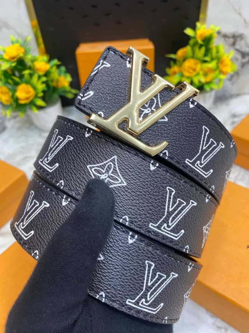 LOUI_S VUITTONN BELT LV 160 Main image