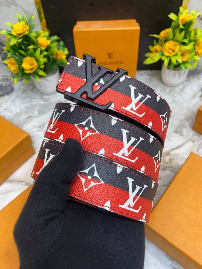 LOUIS VUITTON BELT LV 162 Secondary image