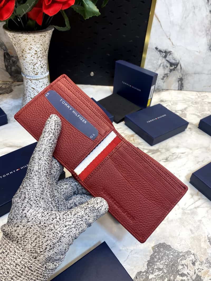 Tommy_Hilfiger_wallet_V498 Secondary image