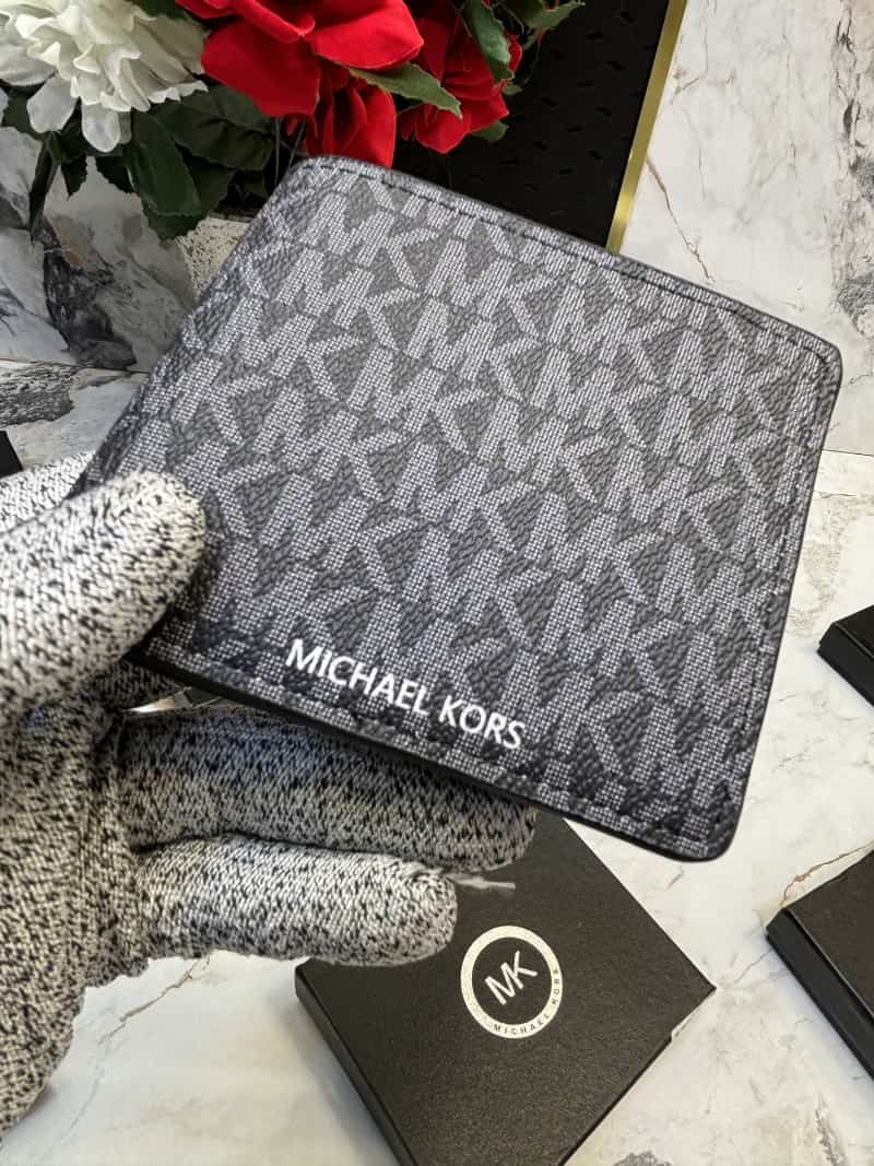 Michael_Kors_WALLET_V486 Secondary image