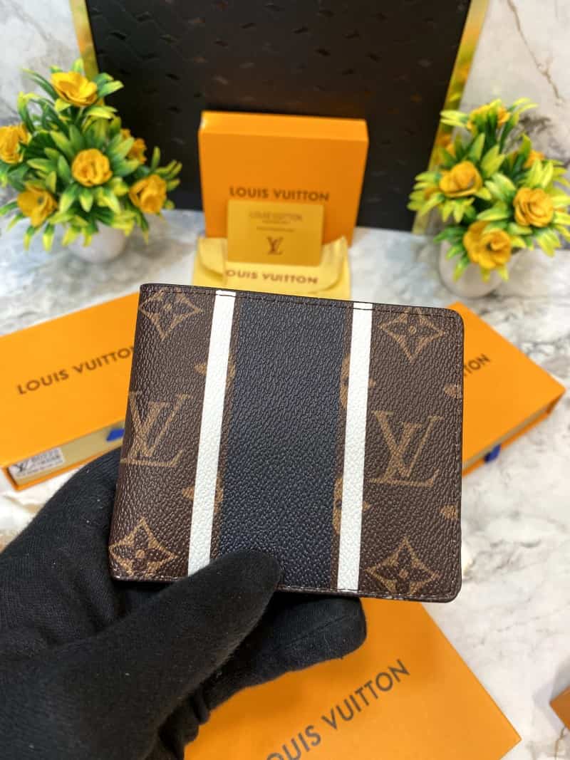 LOUIS_VUITTON_WALLET_V482 Secondary image